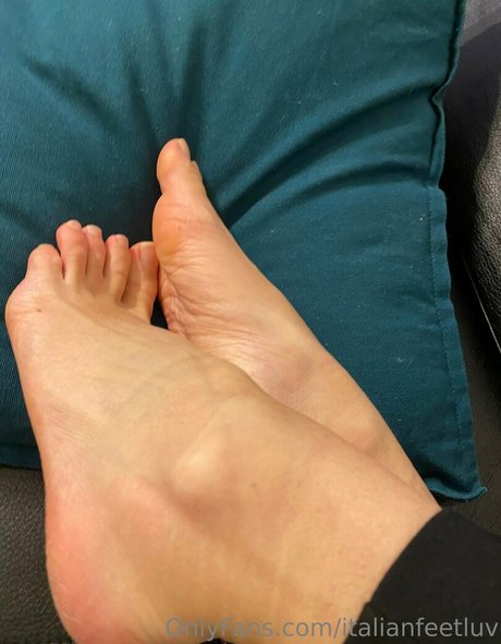 italianfeetluv actrice hd photos