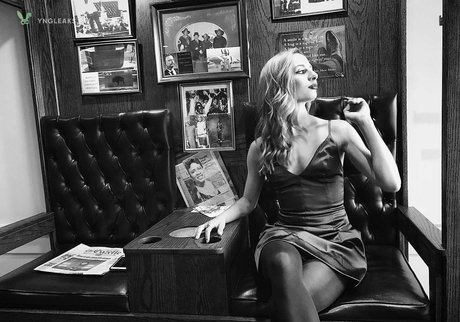 Tarah Kayne modèle gratuit galerie