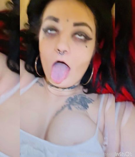 gothxxxbarbie star du porno xxx image
