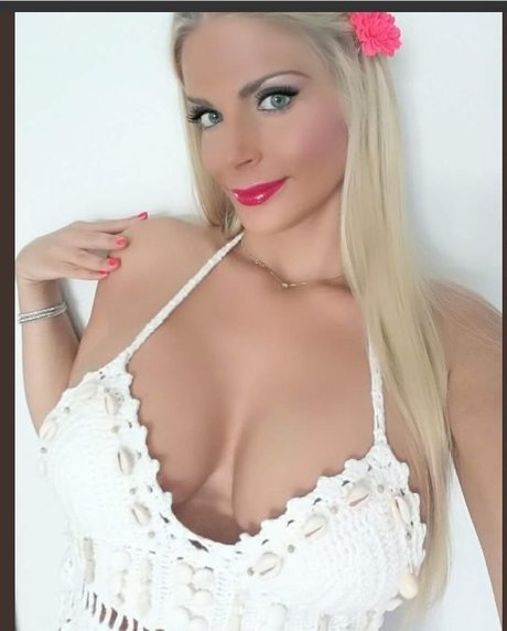 bébé mignon onlyfans adulte des photos