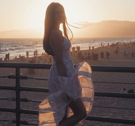 Sarah Sunita actrice libre images