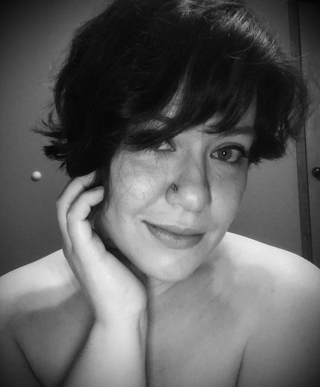 jennikatfree modèle xxx galerie