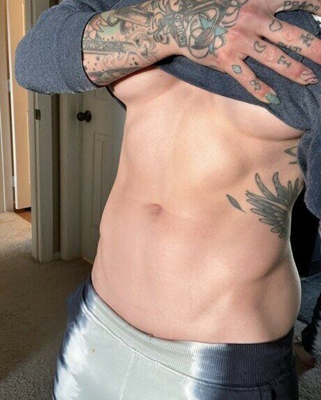 Chloie Jonsson actrice galerie