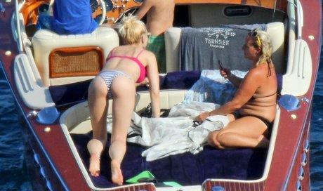 pom-pom girl nue onlyfans meilleur collection