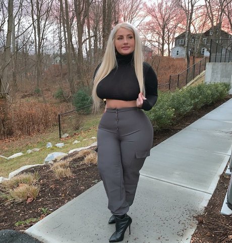 adorer onlyfans pornographique archive