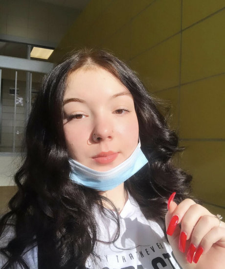 AnnabelleKss sexe star du porno photos