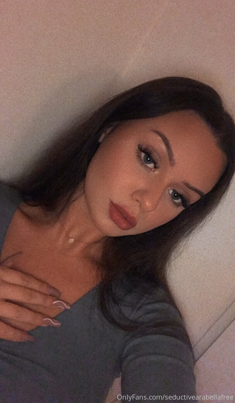 infirmière brune onlyfans exclusif sympa images