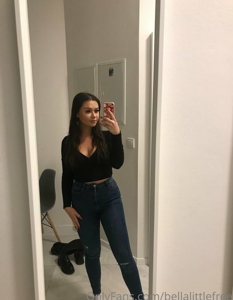 bellalittlefree22 star du porno galeries