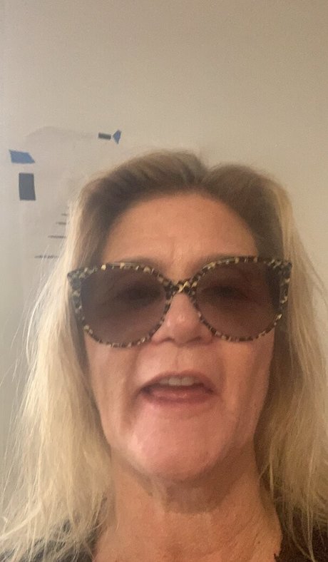 femme nue onlyfans art pornographique img