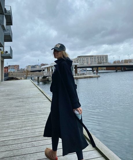 Linea Sindt star du porno parfaite image