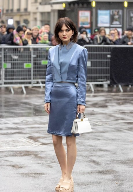 Emilia Jones sexe de star du porno photos