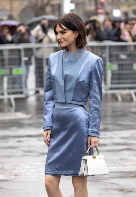 Emilia Jones belle actrice des photos