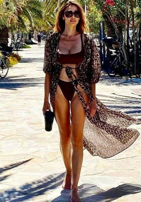 plage seins nus onlyfans hd nue collection