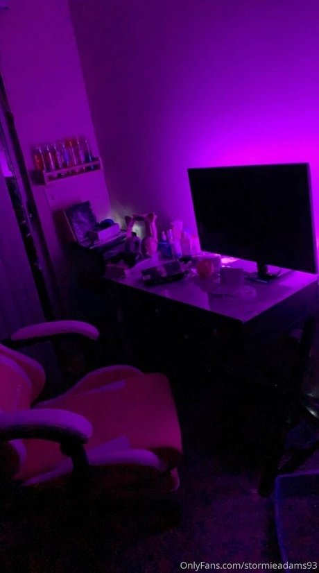 stormieadams93 star du porno gratuite archive