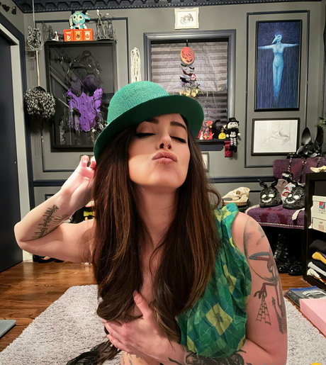 ripley1111 actrice hd archive