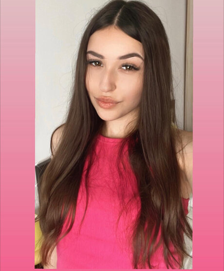 Cynthia_ star du porno gratuite galerie