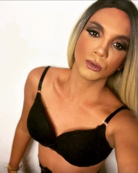 Arianna Lopes star du porno gratuit img