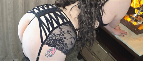 Isabella Trixxx étoile gratuite collection