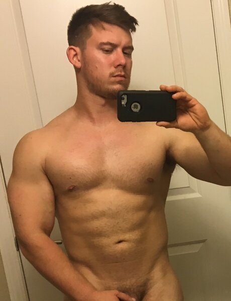 Rockharddilf star exclusive des photos