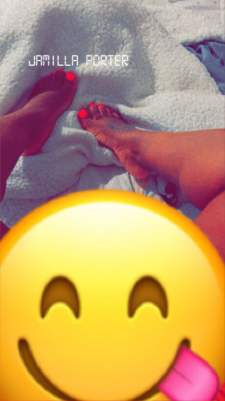 Almond Joi_ étoile érotique photo