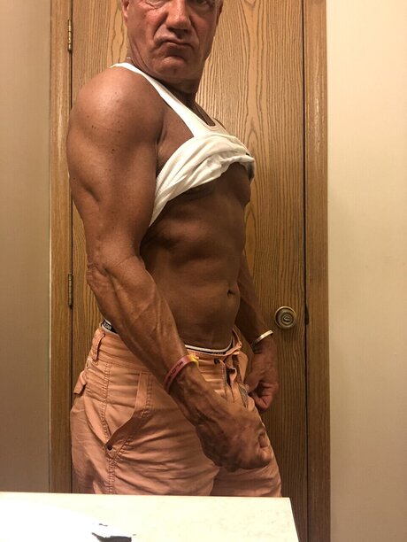 manx750 actrice pornographique collection