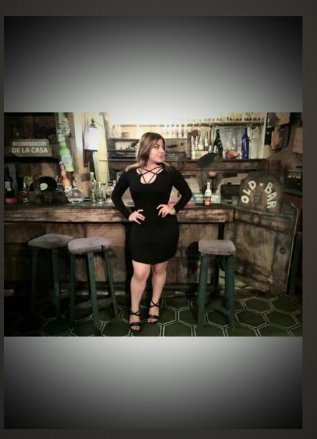 Malenia Eckerdan modèle adulte des photos