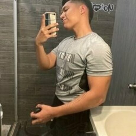 Rodrigo Rey modèle gratuit archive