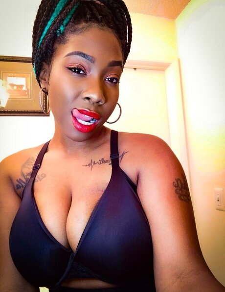 Melanin Magic star du porno exclusive photo