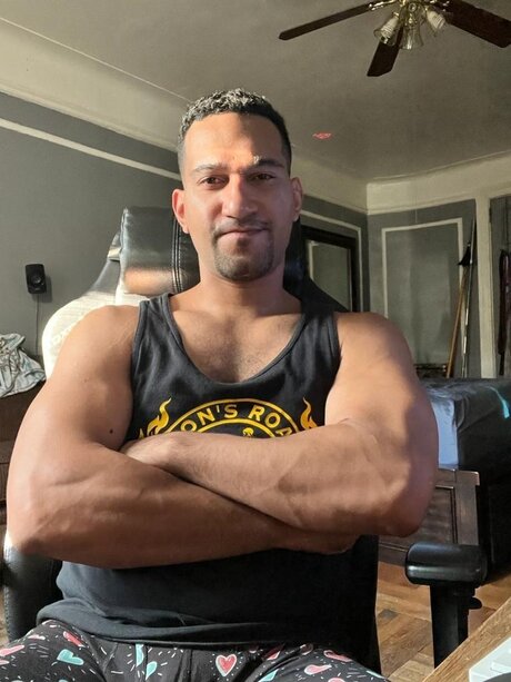 Fill The Wallet nus de stars du porno galeries