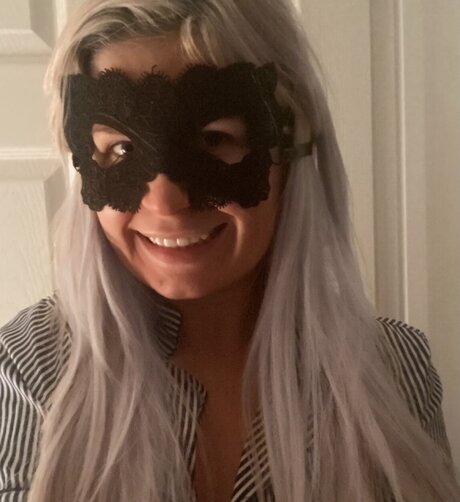 The Masked Duchess modèle nu img