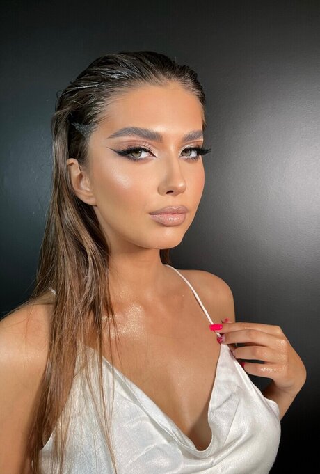 LISSA WAYNE jolie actrice galeries