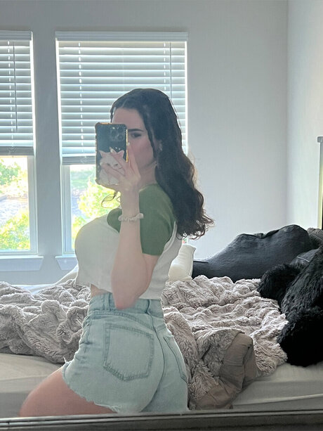 milf masturbation onlyfans belle définition image