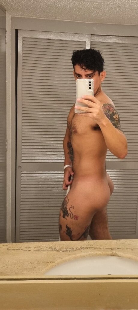 Daniel ken actrice des photos