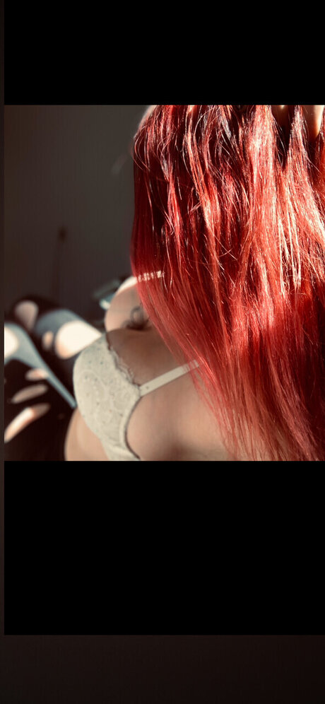 Kiikiie star pornographique photos