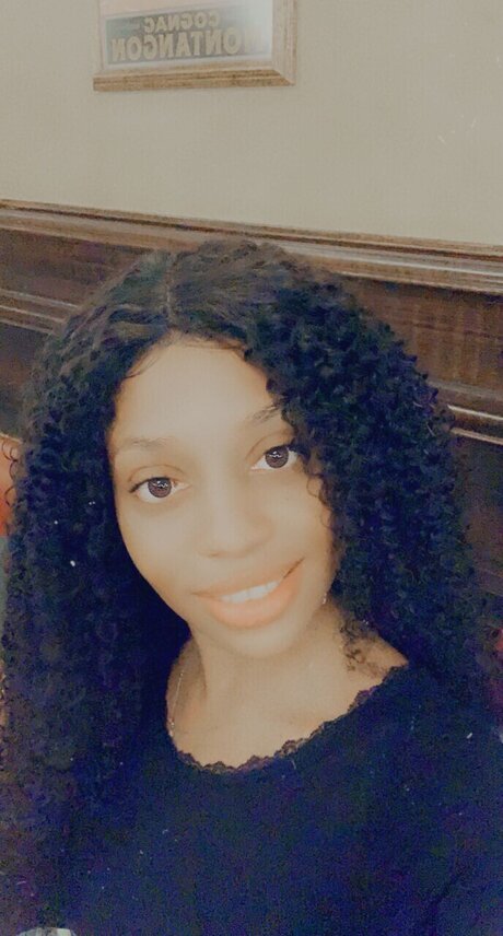 Djanie actrice libre photo