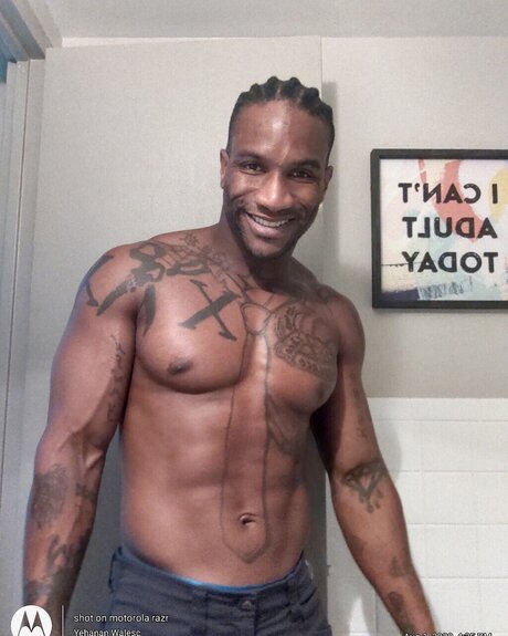 Juan Walton modèle xxx image