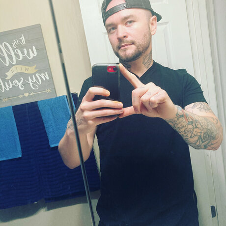 Pontiac modèle nu images