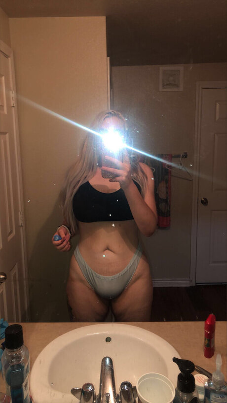 SnoBaby actrice des photos