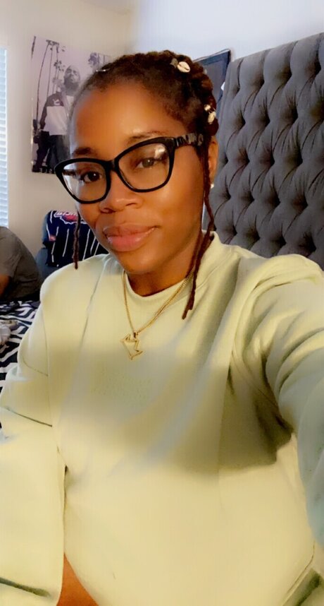 Katherine Levens modèle pornographique galeries