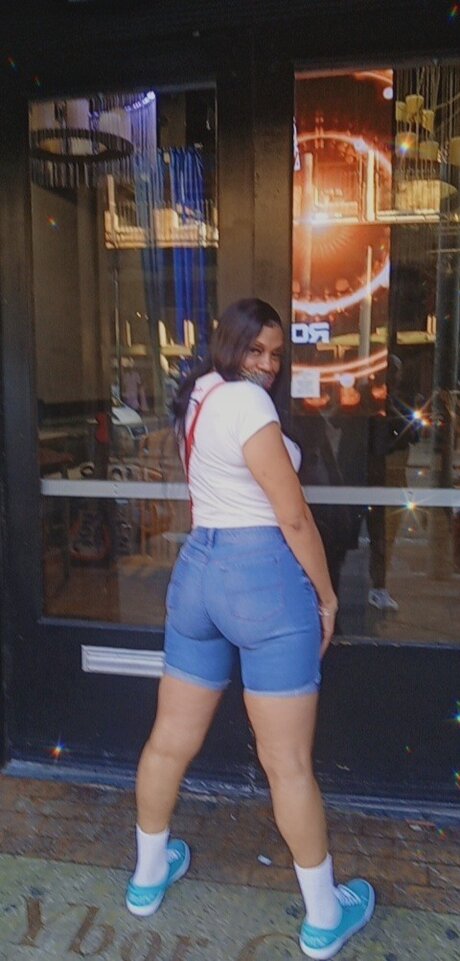 FreakyDominateFemme actrice des photos