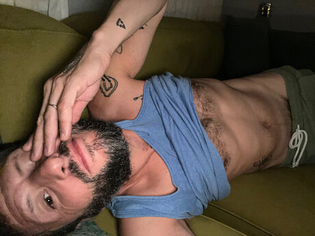 Into Aliens star du porno chaud galeries