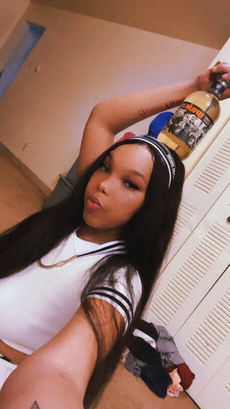 Kai ly White modèle porno archive