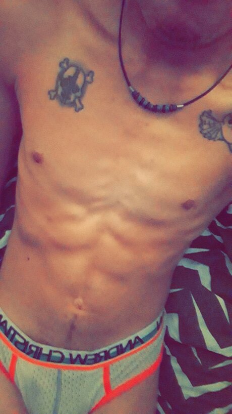 u19083821 star exclusive des photos