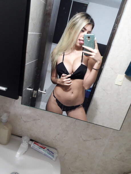 Thalialove modèle parfait galeries