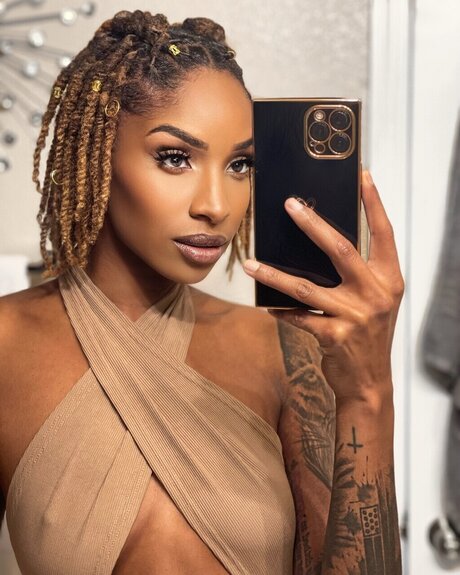 Official Bubbles étoile érotique img