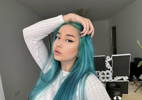 littlealicexxx actrice porno galeries