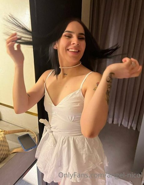 angel nicol actrice xxx des photos