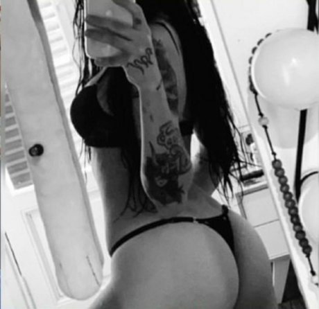 Cazzu haut modèle galeries