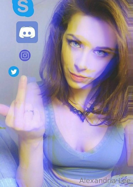 queenbeealexandrialee jolie actrice image