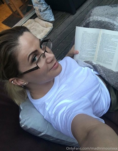 madlinmoonxxx modèle xxx galerie